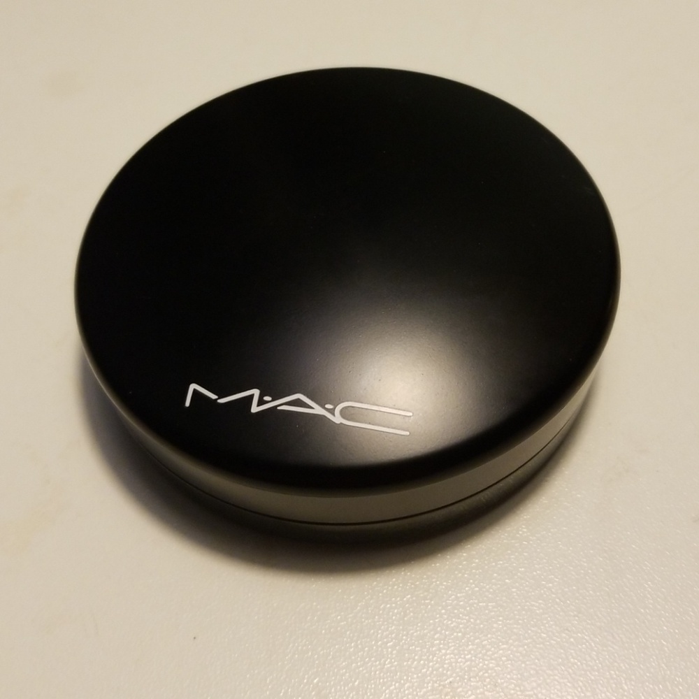 MAC Mineralize Skinfinish Natural Powder/Light+